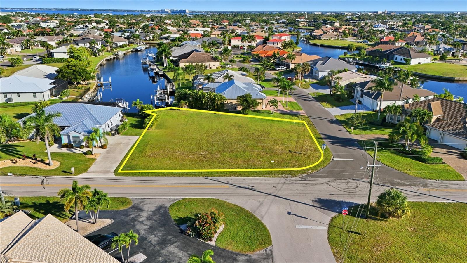 600 Via Tripoli Property Photo 1