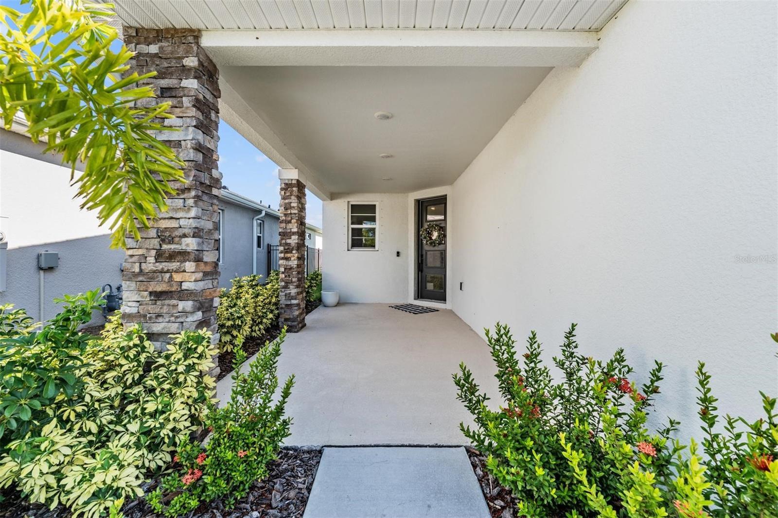 6276 Golden Beach Dr Property Photo 2