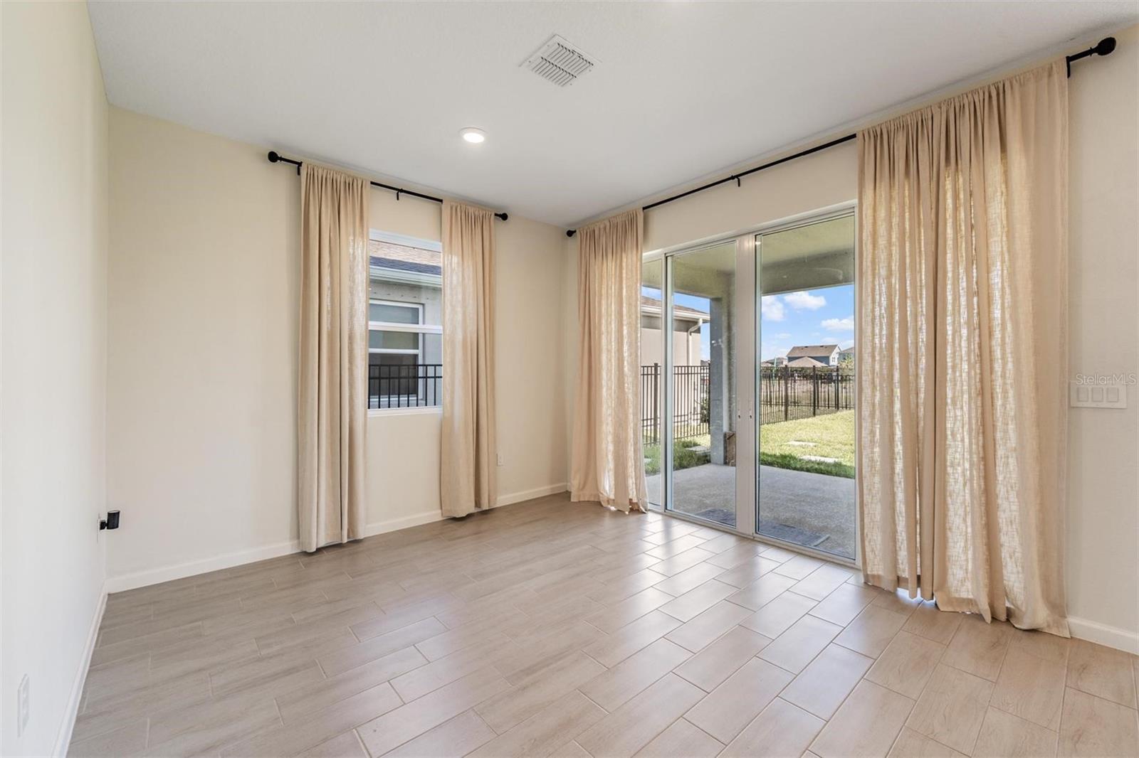 6276 Golden Beach Dr Property Photo 9