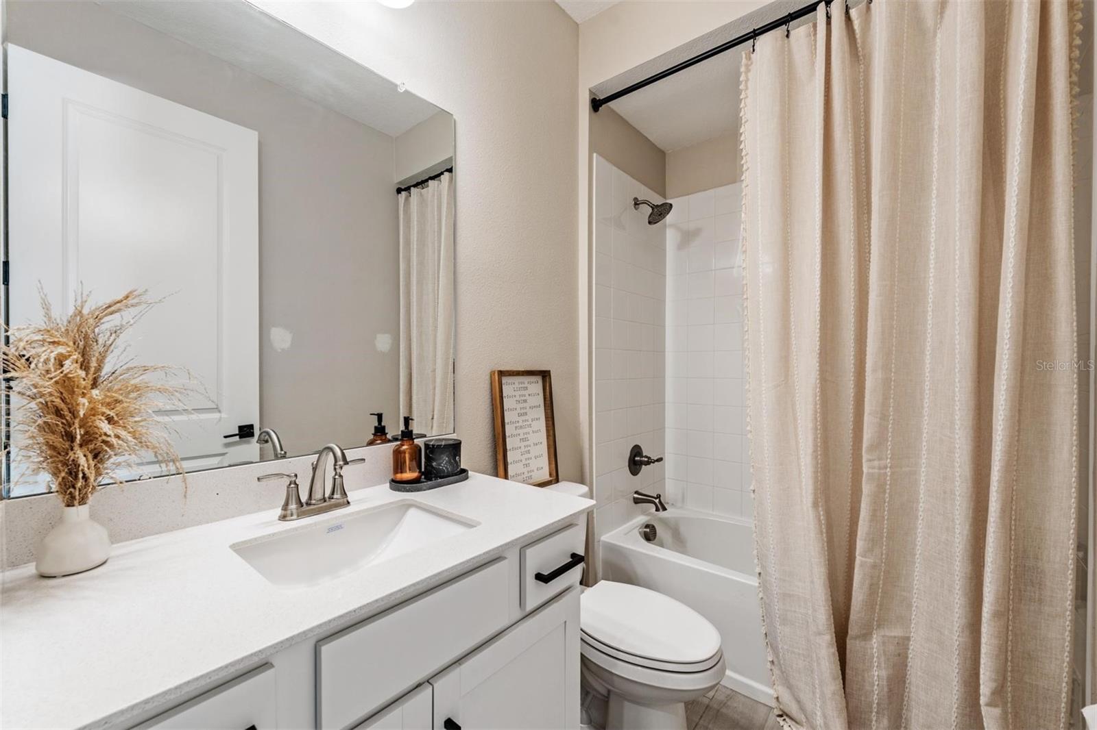 6276 Golden Beach Dr Property Photo 15