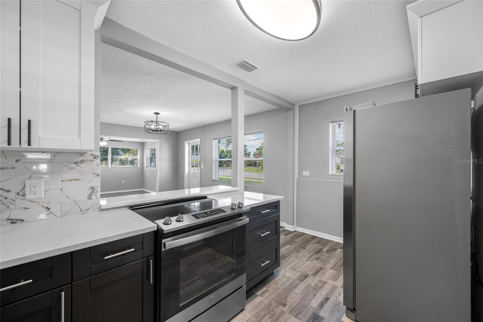 203 Dixie Pl Property Photo 6