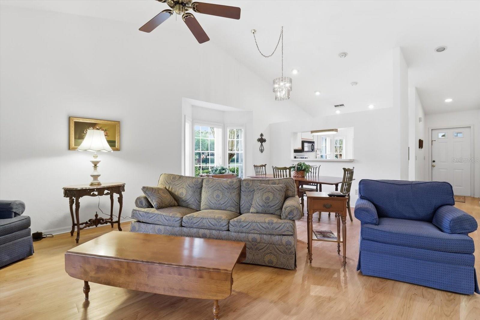 1690 N Foxboro Loop Property Photo 15
