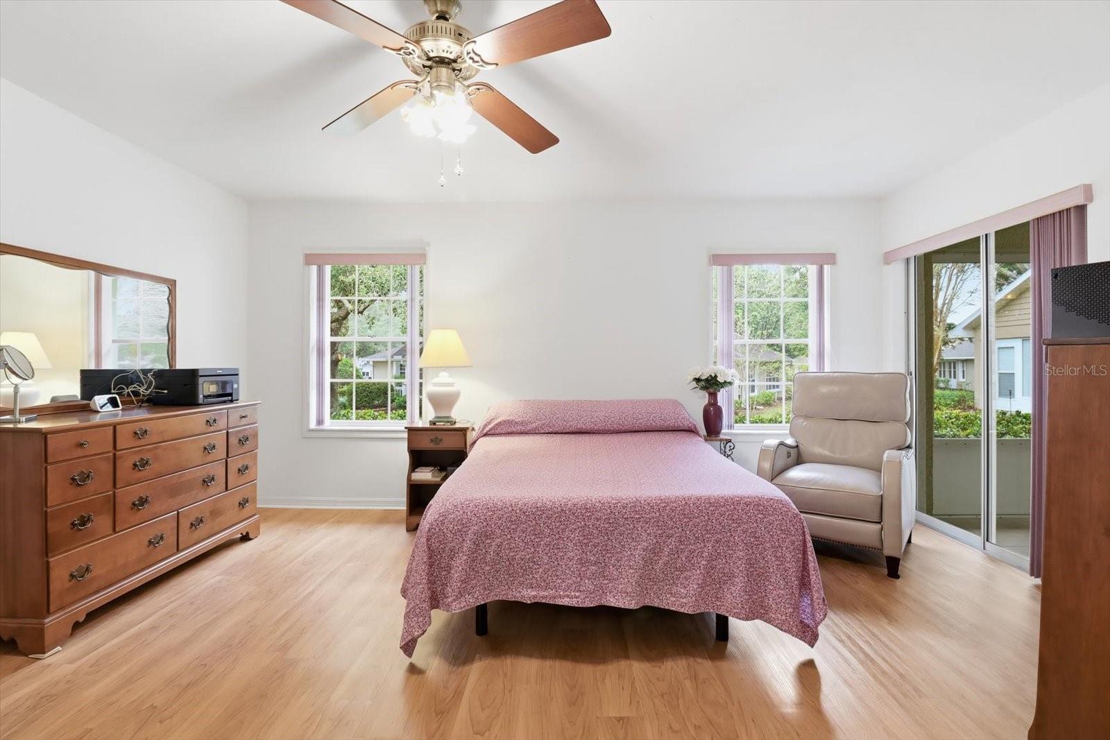 1690 N Foxboro Loop Property Photo 19