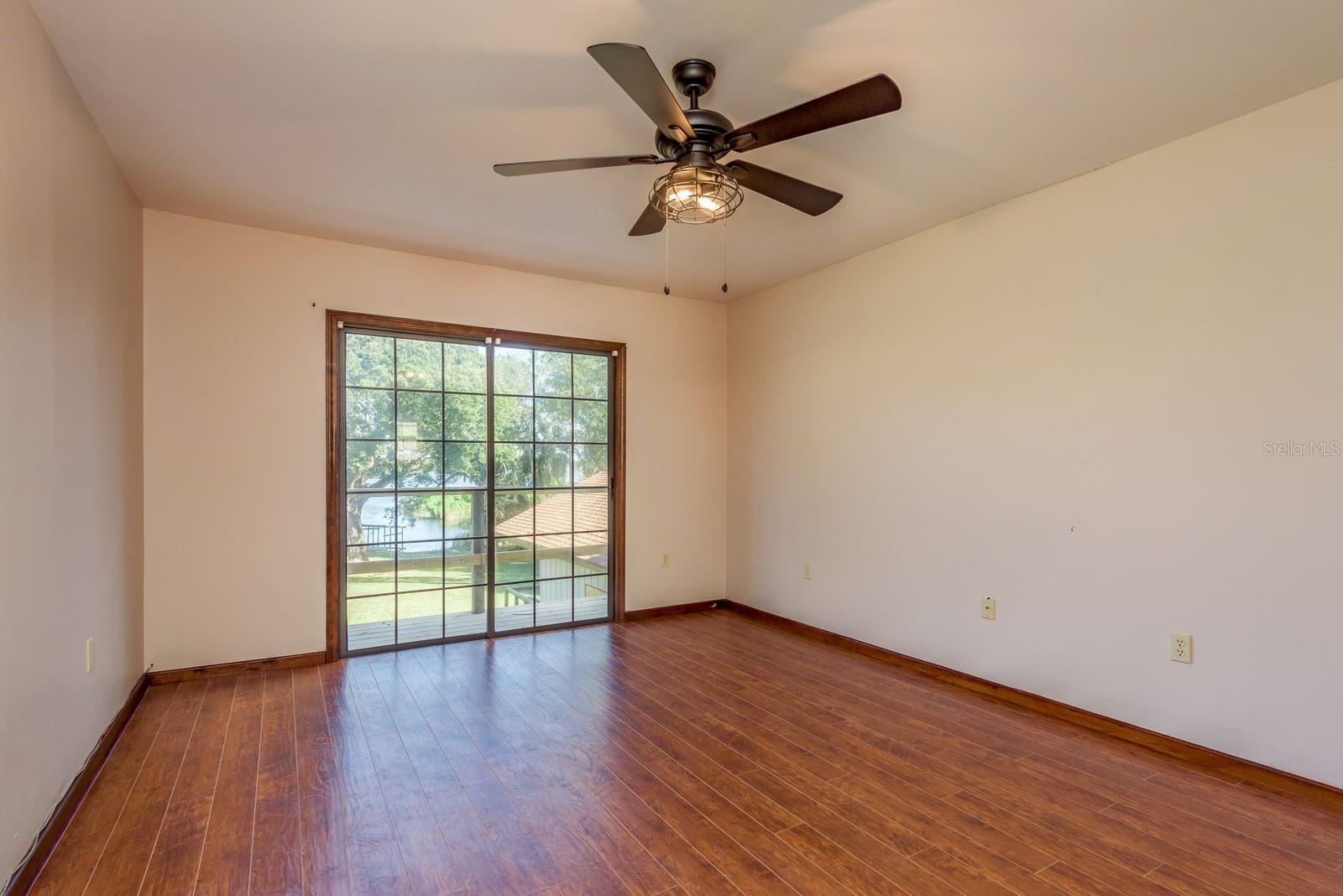 1416 Grove Ave Property Photo 44