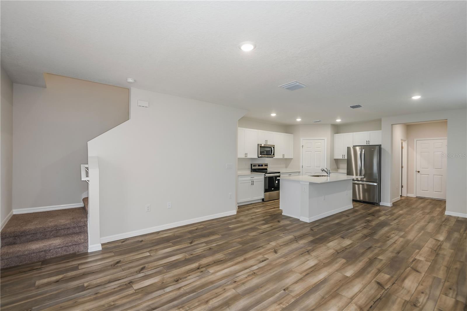 3726 King Hill Dr Property Photo 5