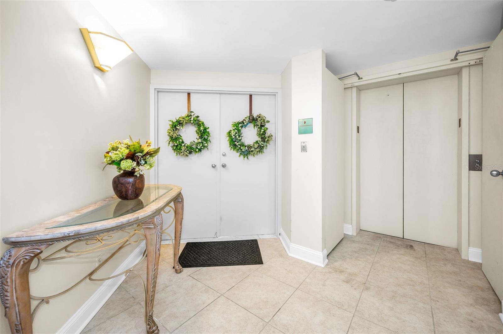 1520 Gulf Blvd #1101 Property Photo 11