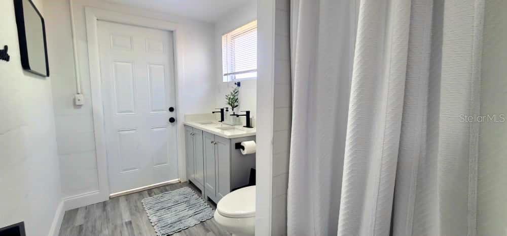 4012 Valencia Dr Property Photo 22