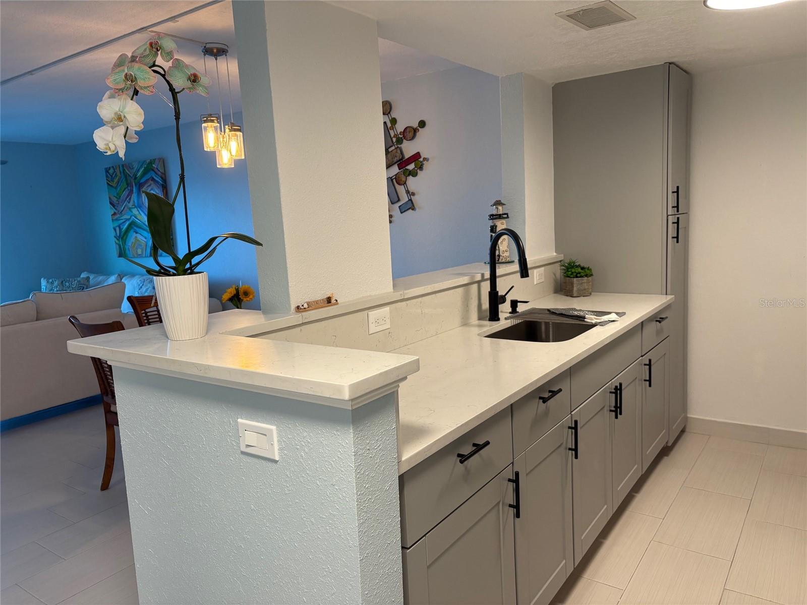 464 Paula Dr N #116 Property Photo 10