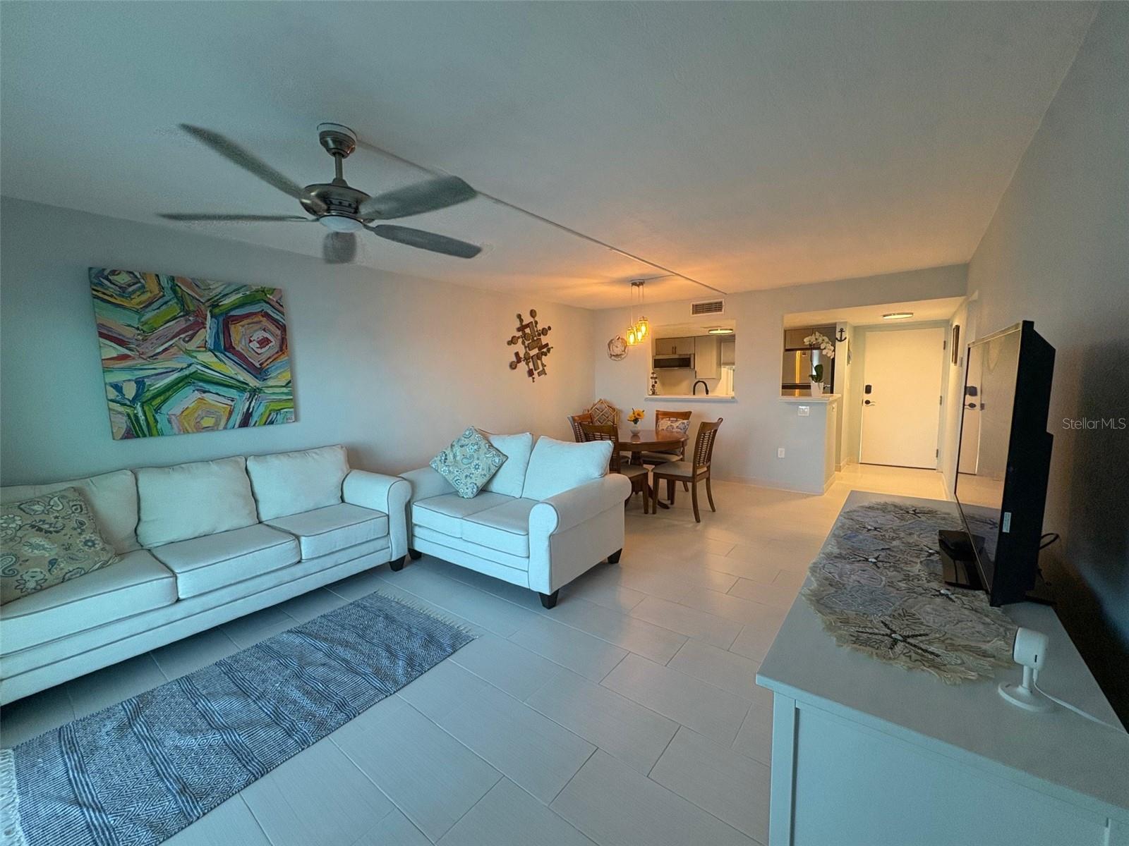 464 Paula Dr N #116 Property Photo 23