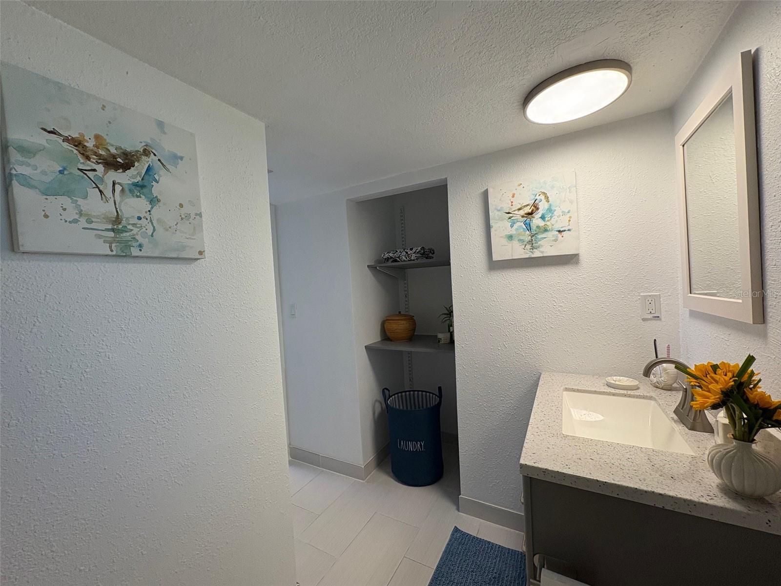 464 Paula Dr N #116 Property Photo 31