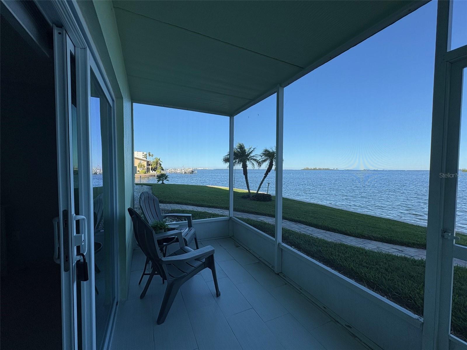 464 Paula Dr N #116 Property Photo 35