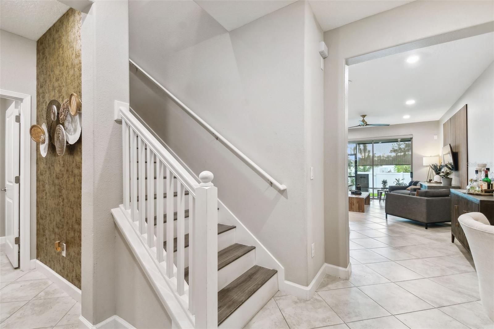 10012 Corso Milano Dr Property Photo 3