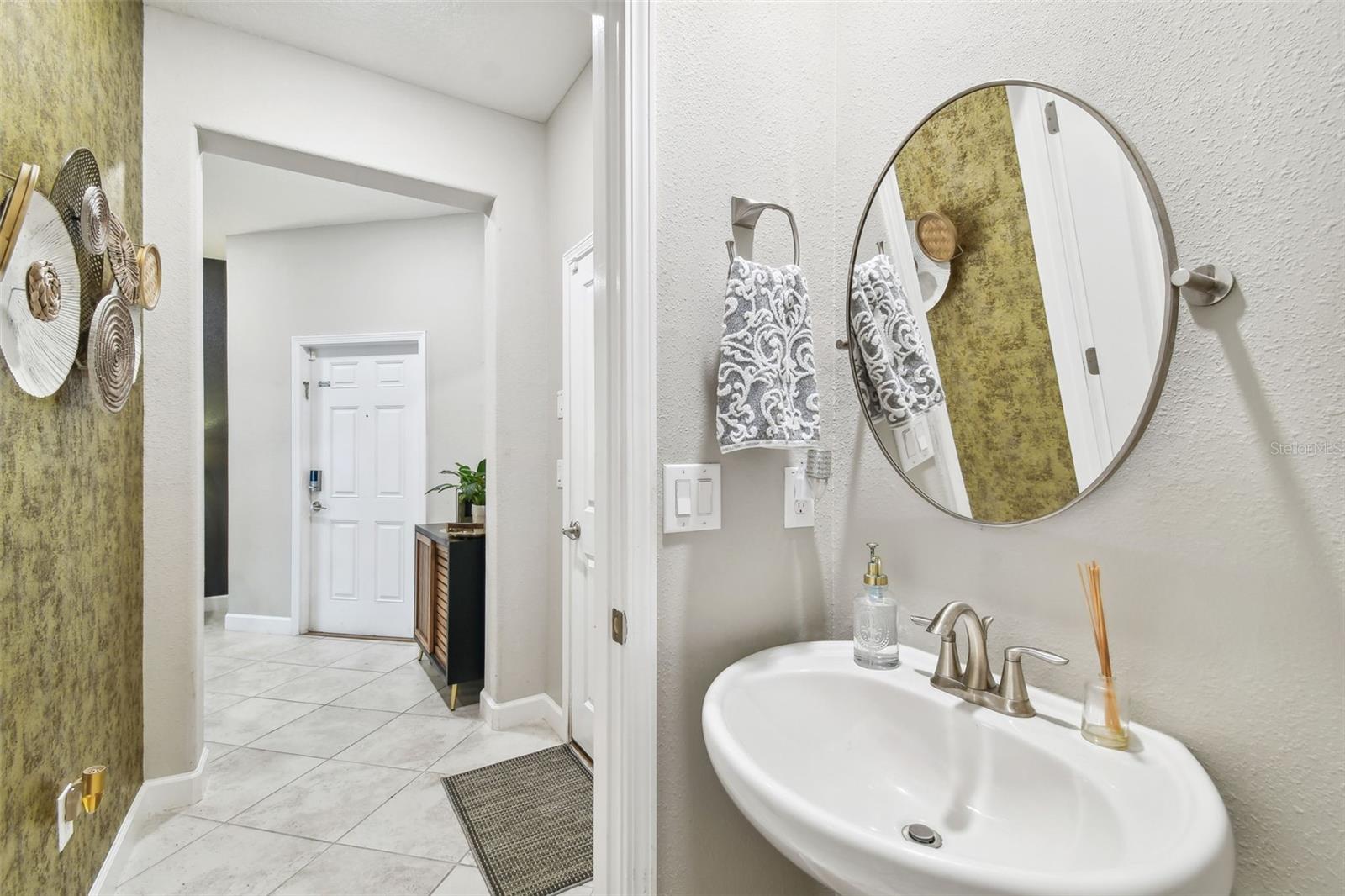 10012 Corso Milano Dr Property Photo 7