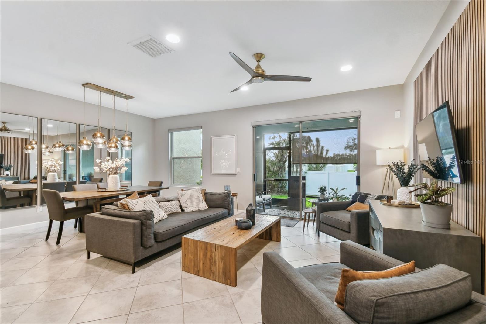 10012 Corso Milano Dr Property Photo 11