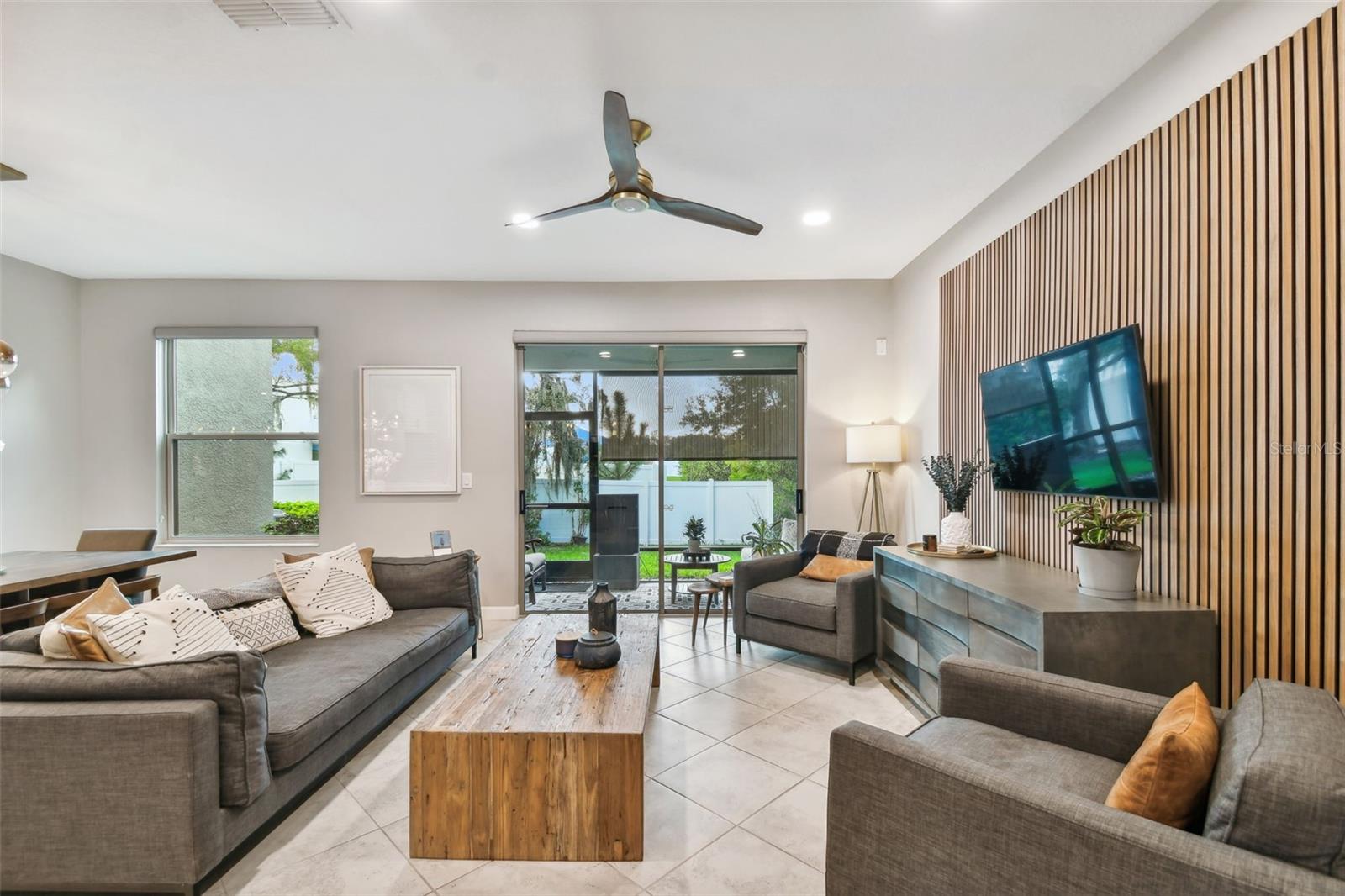 10012 Corso Milano Dr Property Photo 13