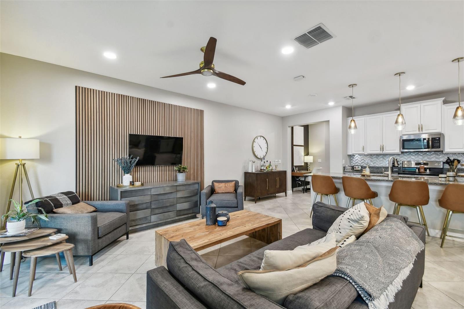 10012 Corso Milano Dr Property Photo 14