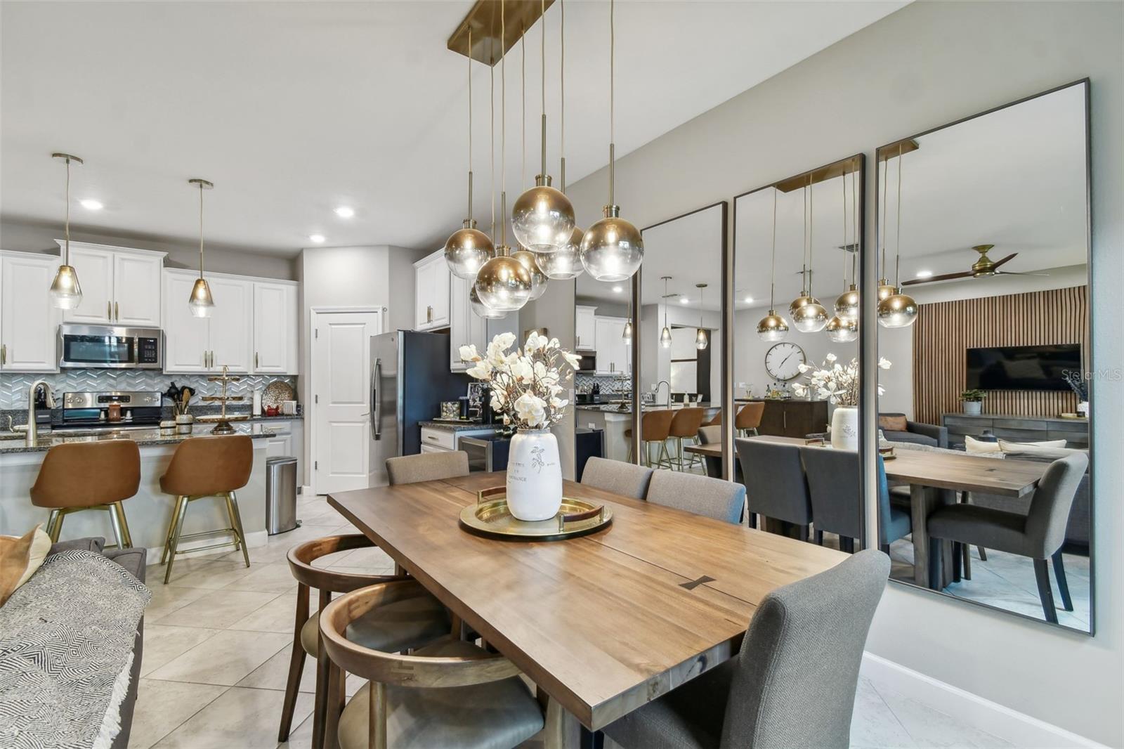 10012 Corso Milano Dr Property Photo 15