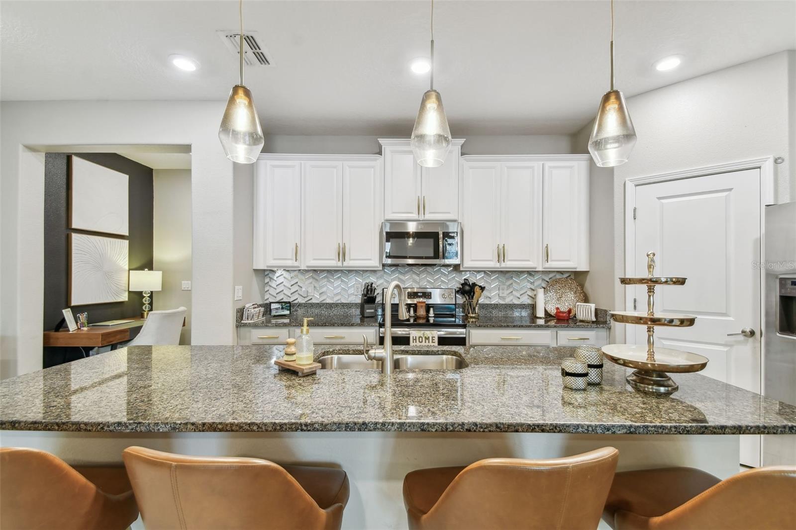 10012 Corso Milano Dr Property Photo 21