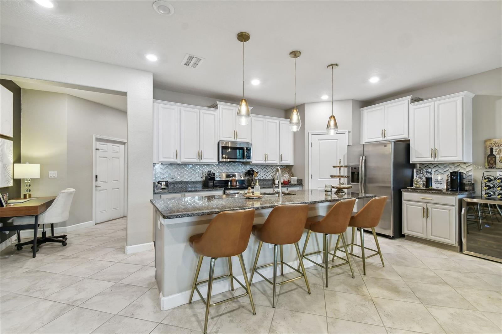 10012 Corso Milano Dr Property Photo 23