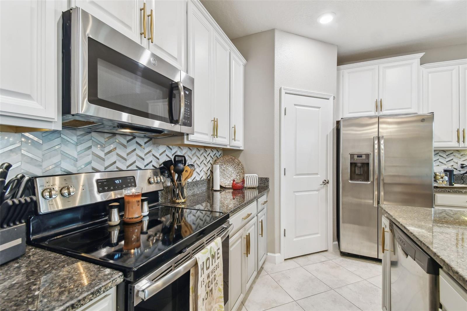 10012 Corso Milano Dr Property Photo 27