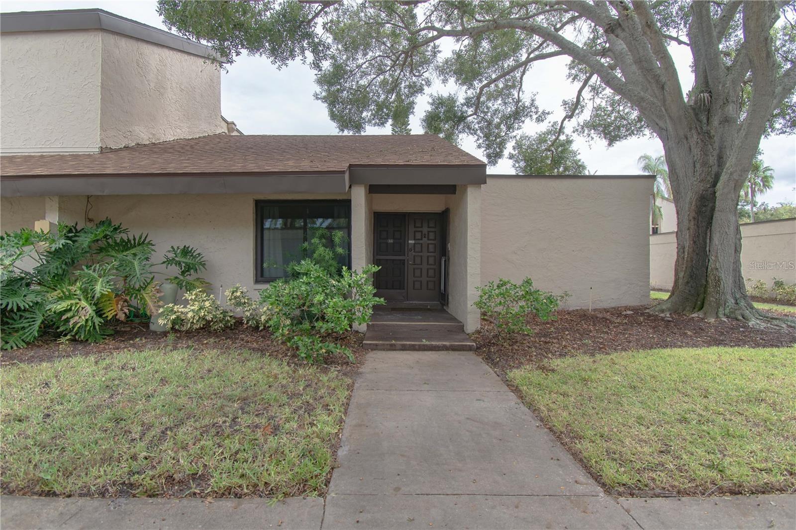 2207 Belleair Rd #b22 Property Photo 2