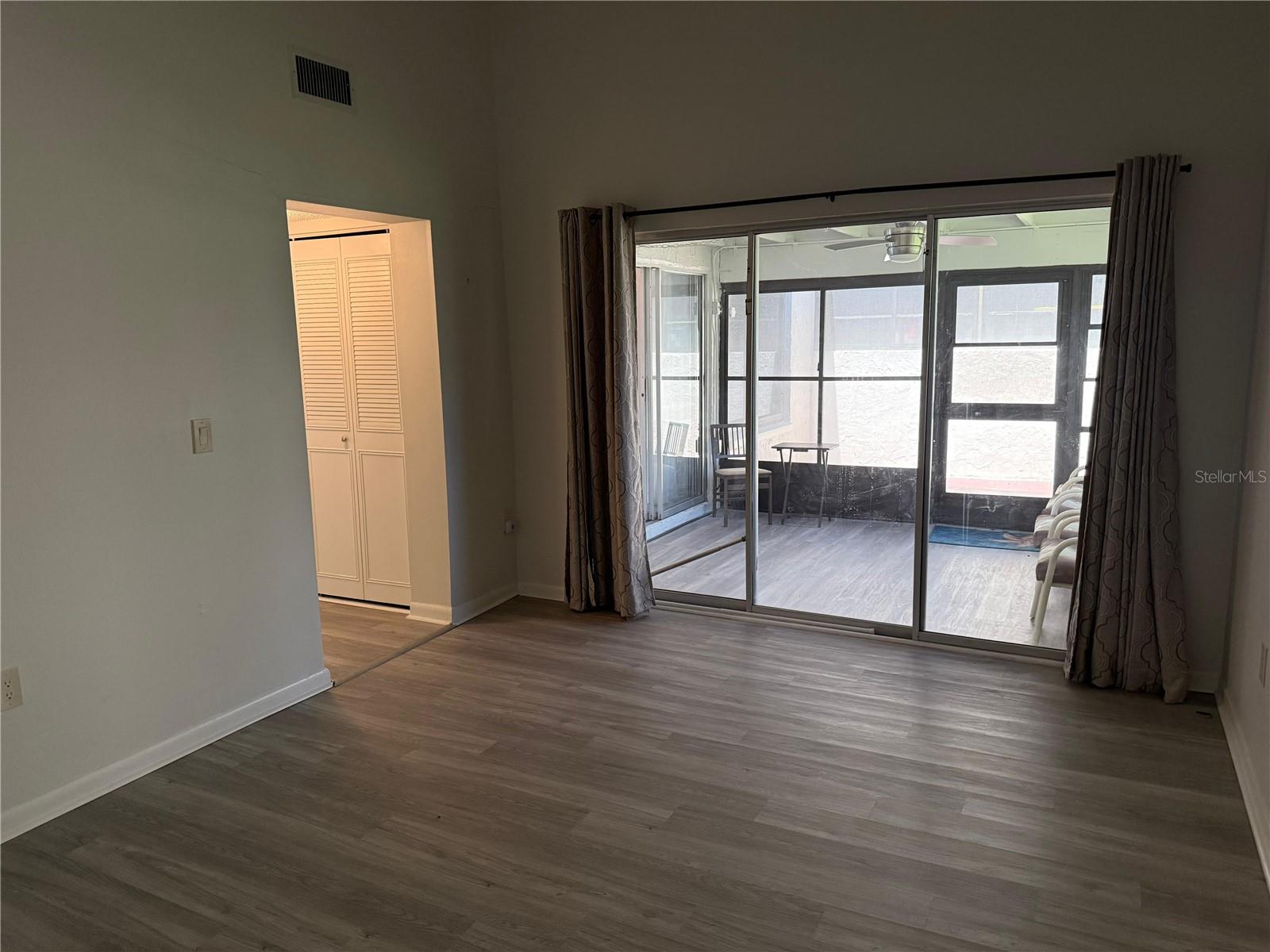 2207 Belleair Rd #b22 Property Photo 7