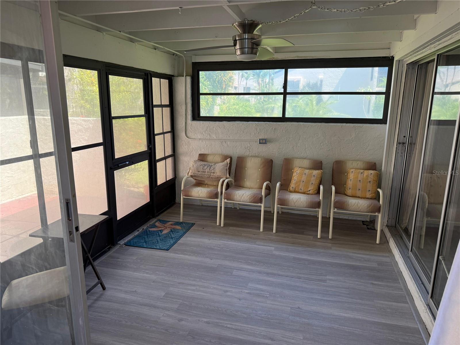 2207 Belleair Rd #b22 Property Photo 11