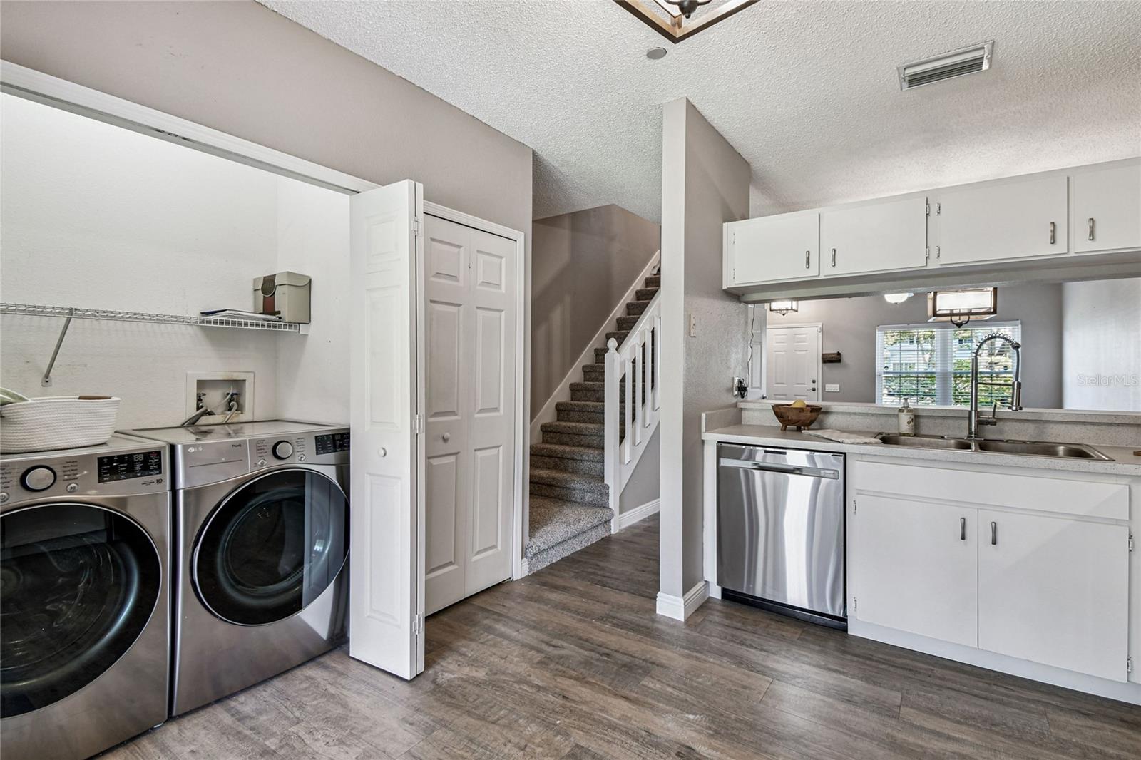 239 Countryside Key Blvd Property Photo 24