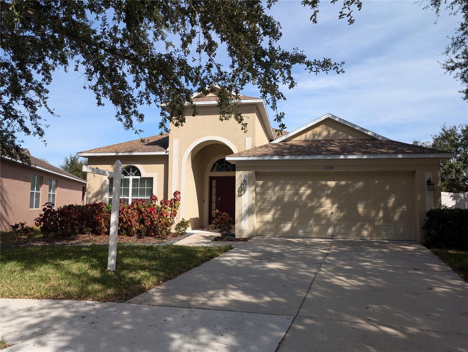 7343 FOREST MERE DR Property Photo 1
