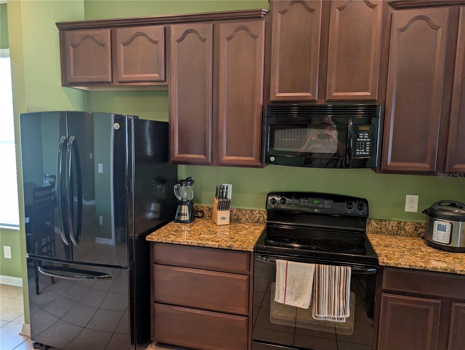 7343 Forest Mere Dr Property Photo 6