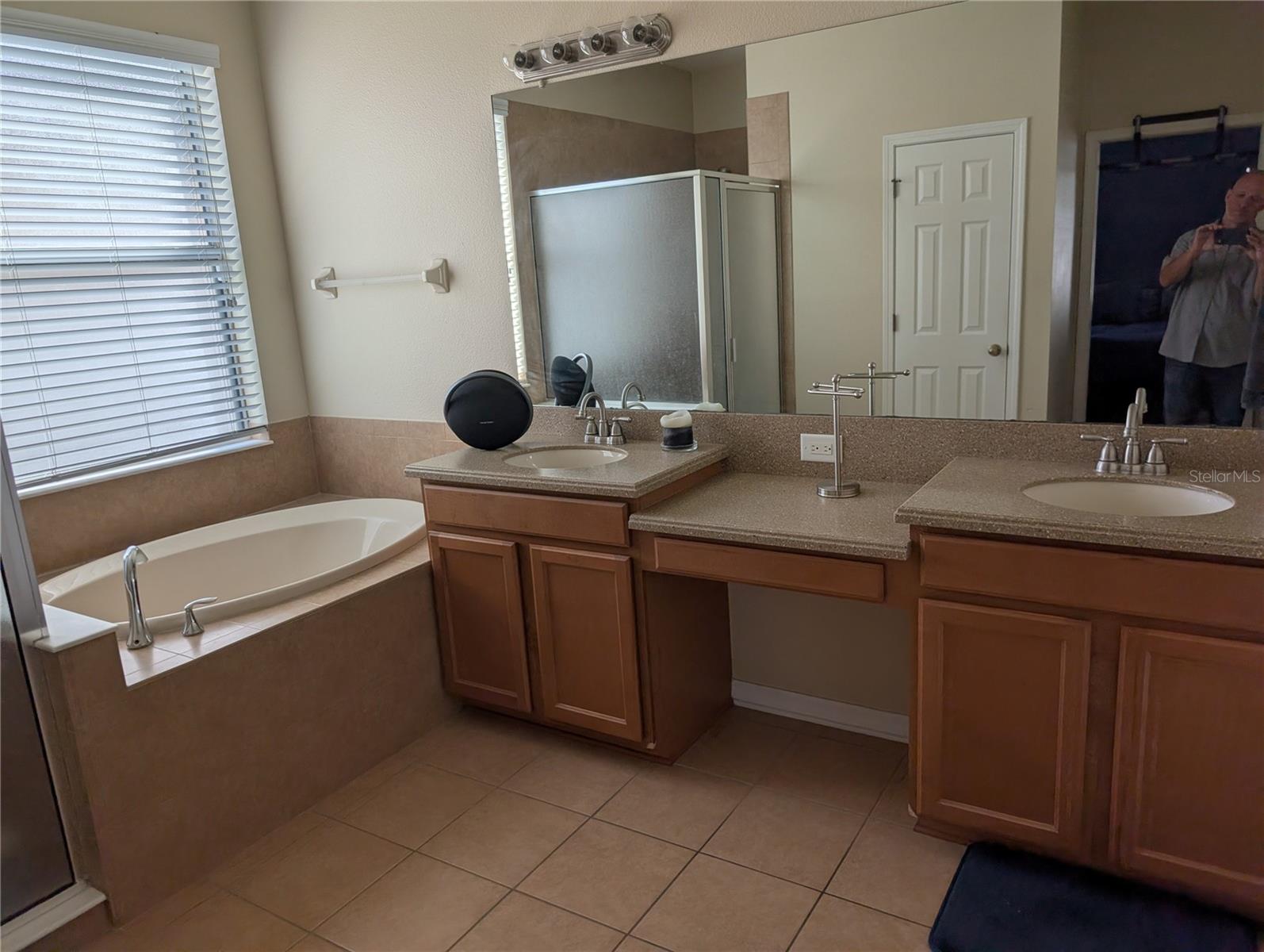 7343 Forest Mere Dr Property Photo 16