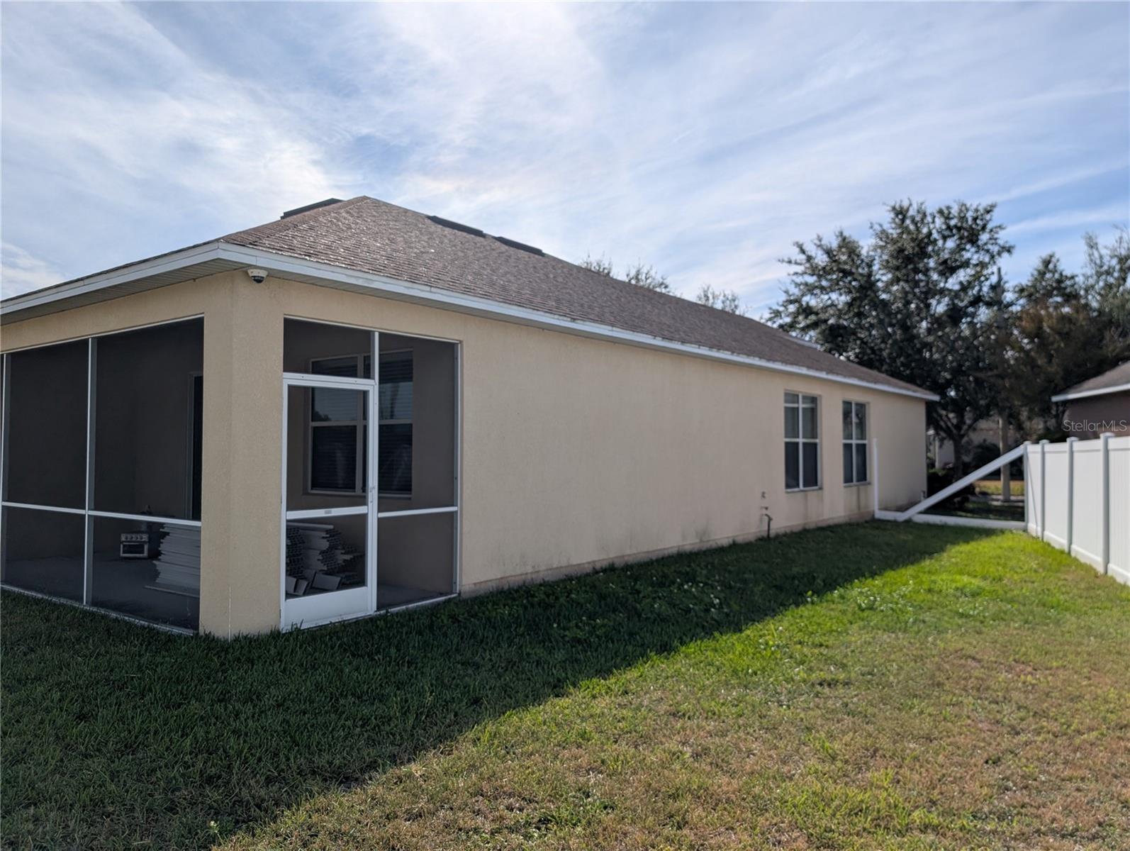 7343 Forest Mere Dr Property Photo 24