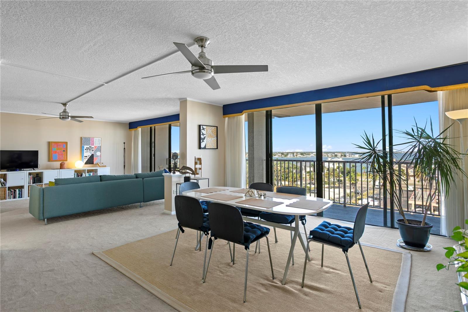 450 Treasure Island Cswy #702 Property Photo 6