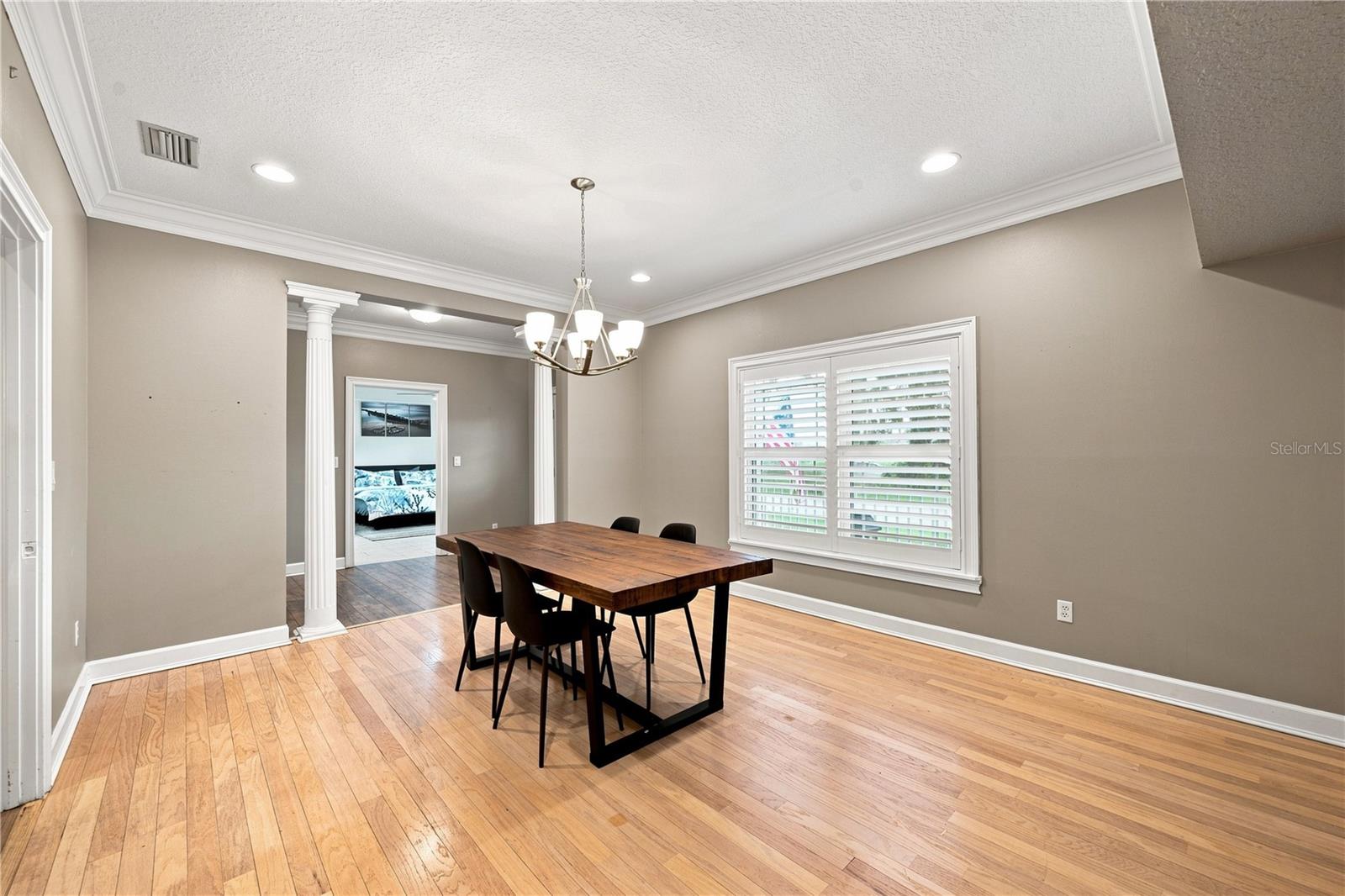 504 Covington Park St Property Photo 16