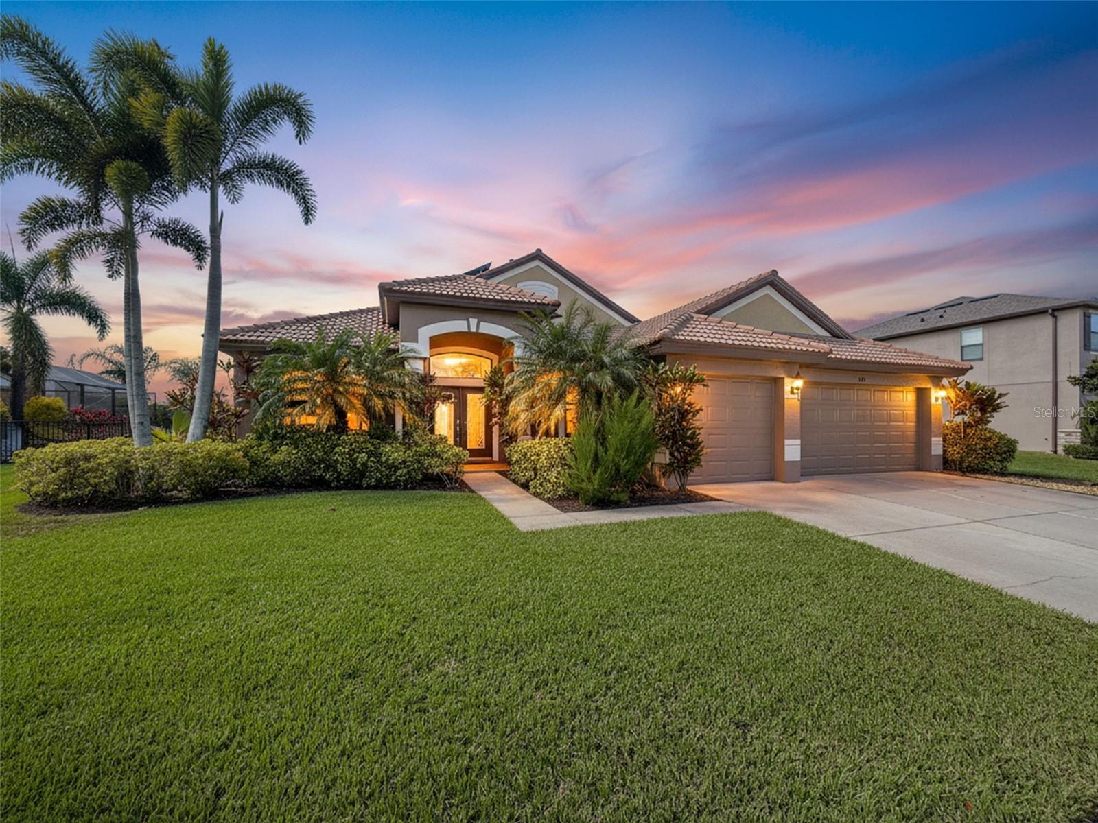 335 Cockle Shell Loop Property Photo 2