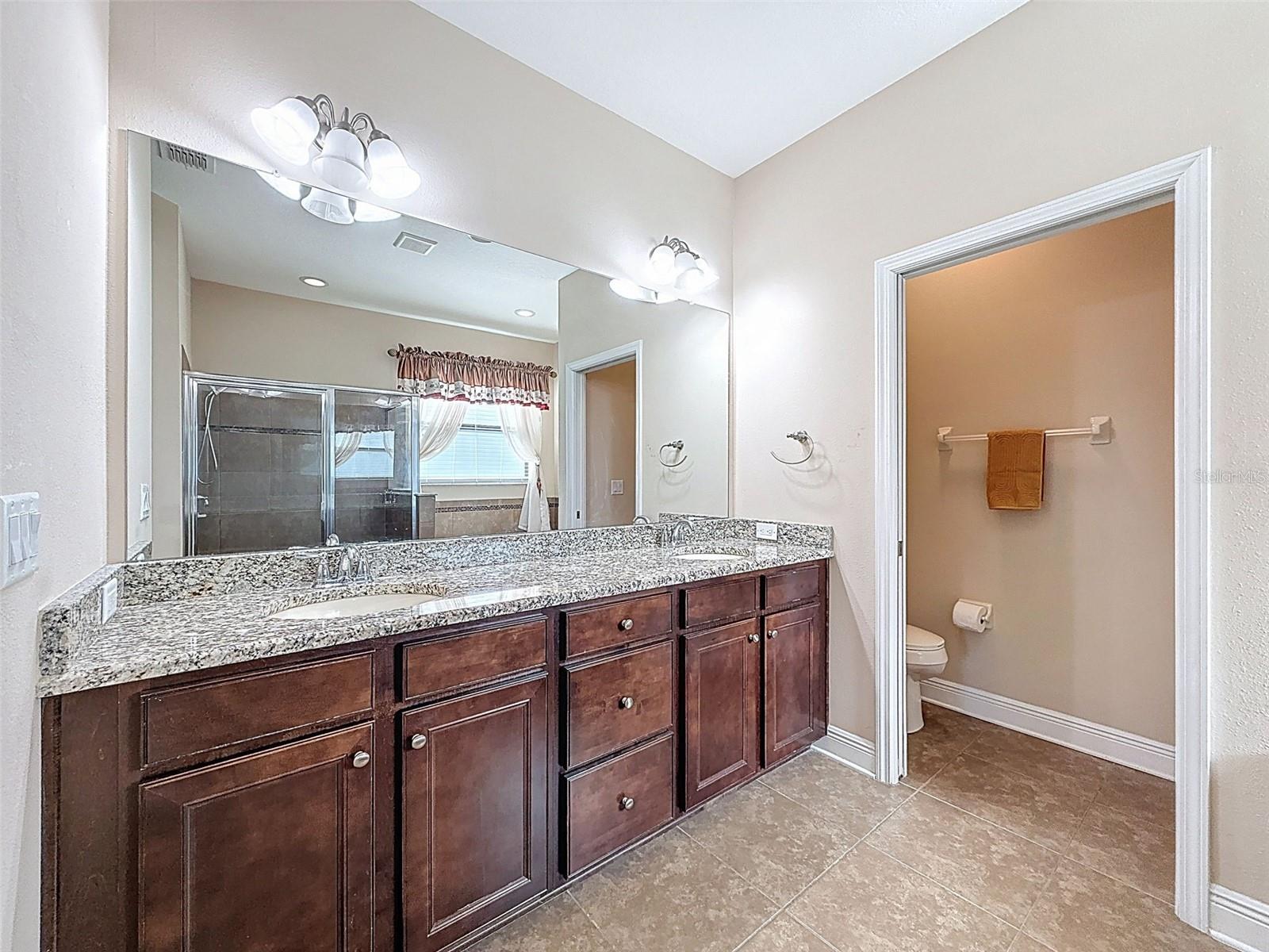 335 Cockle Shell Loop Property Photo 30