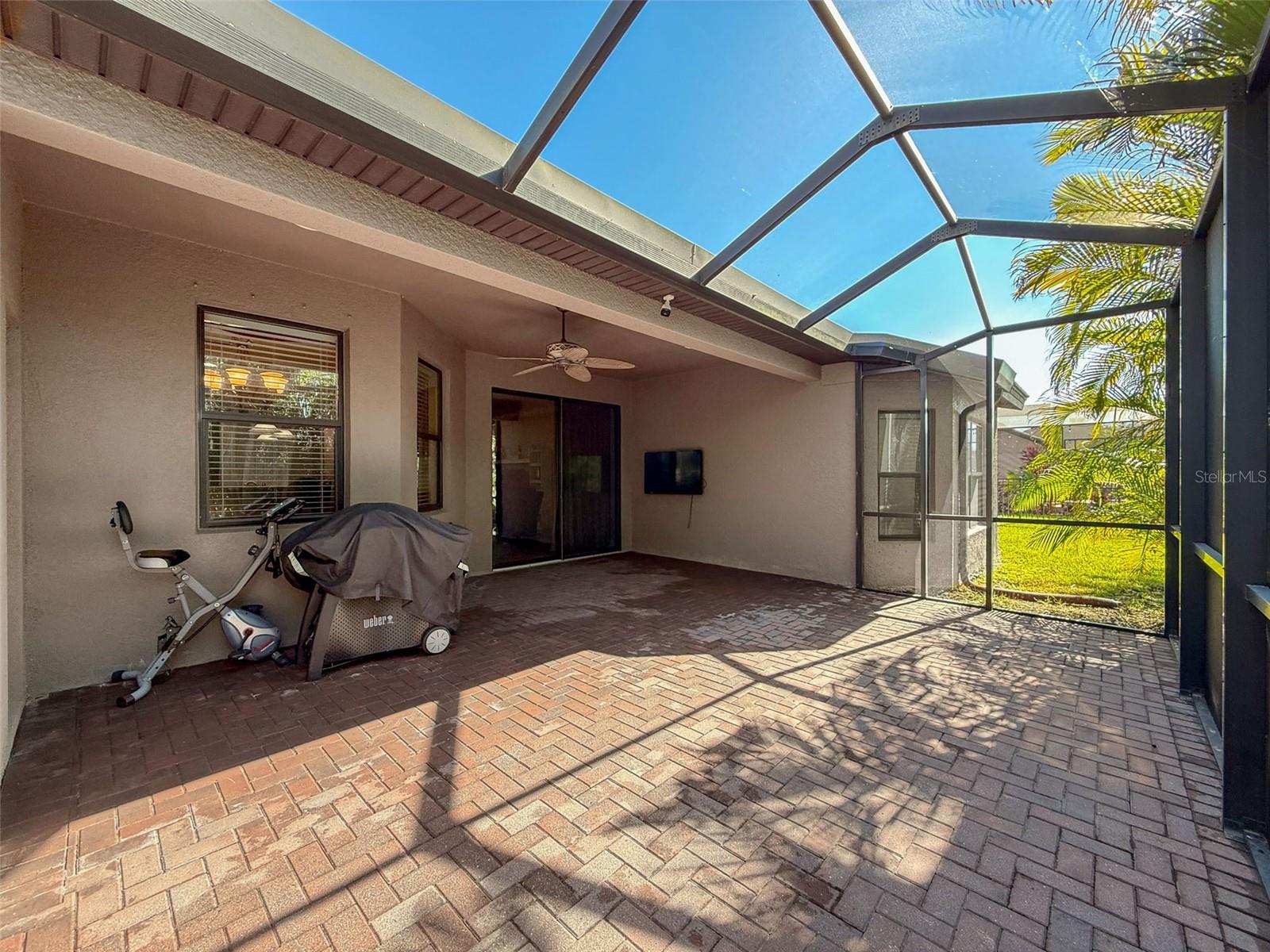 335 Cockle Shell Loop Property Photo 49