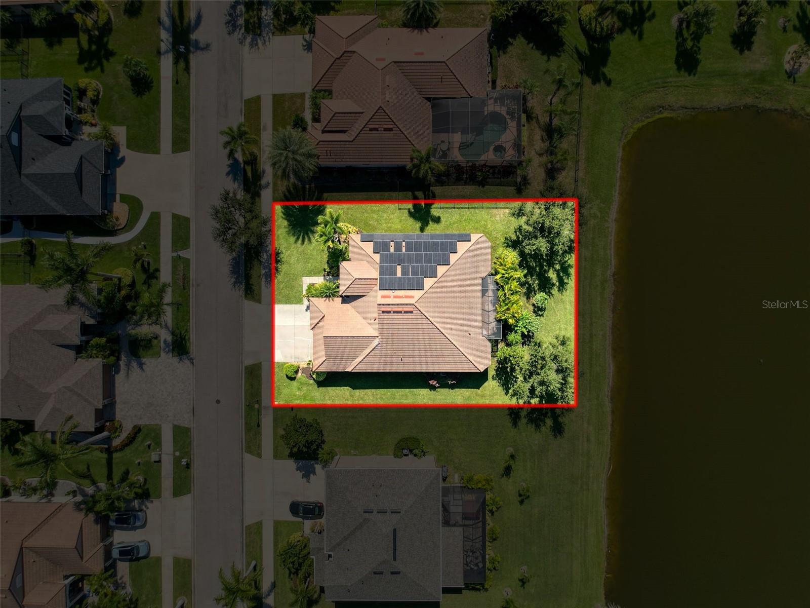 335 Cockle Shell Loop Property Photo 58