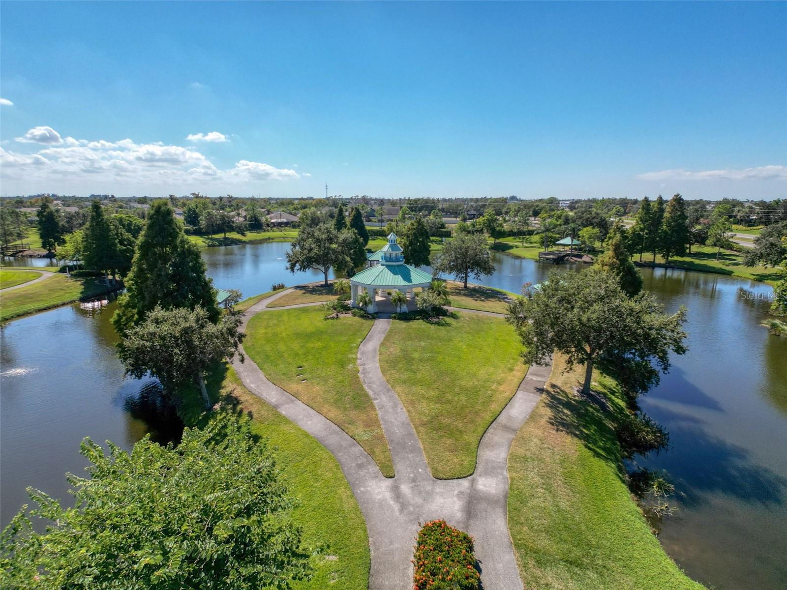 335 Cockle Shell Loop Property Photo 76