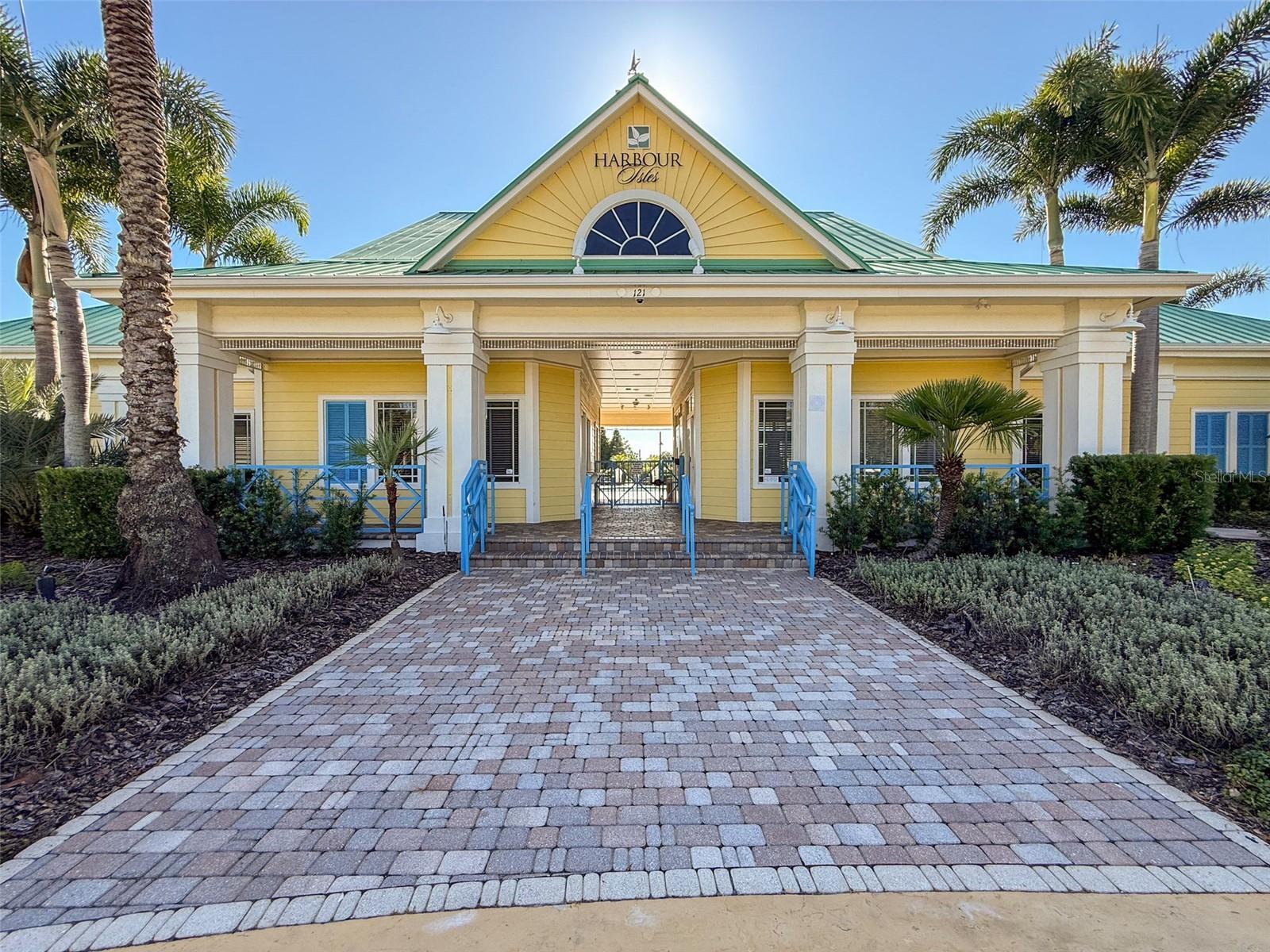335 Cockle Shell Loop Property Photo 80