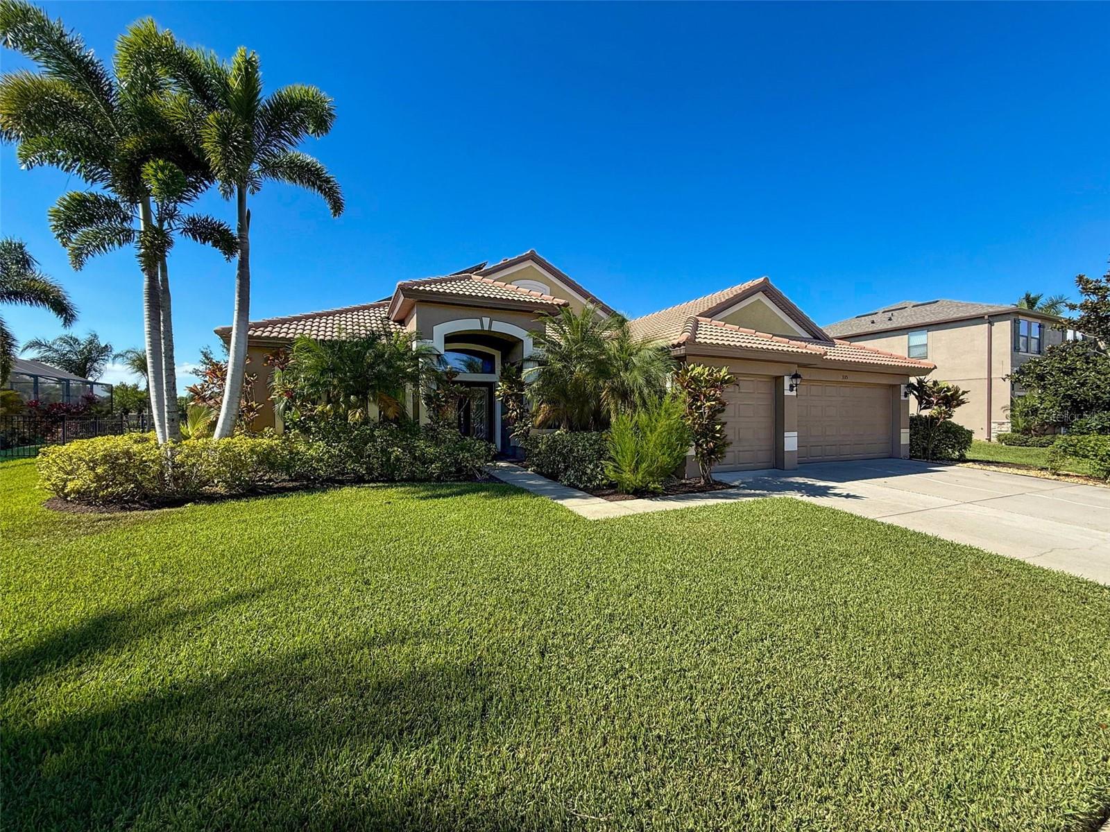 335 Cockle Shell Loop Property Photo 89