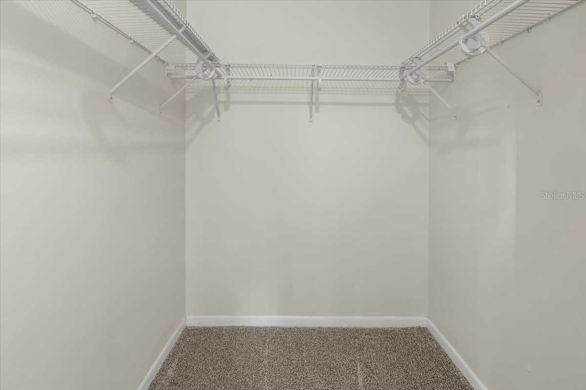 1127 Pine Ridge Cir W #a2 Property Photo 10
