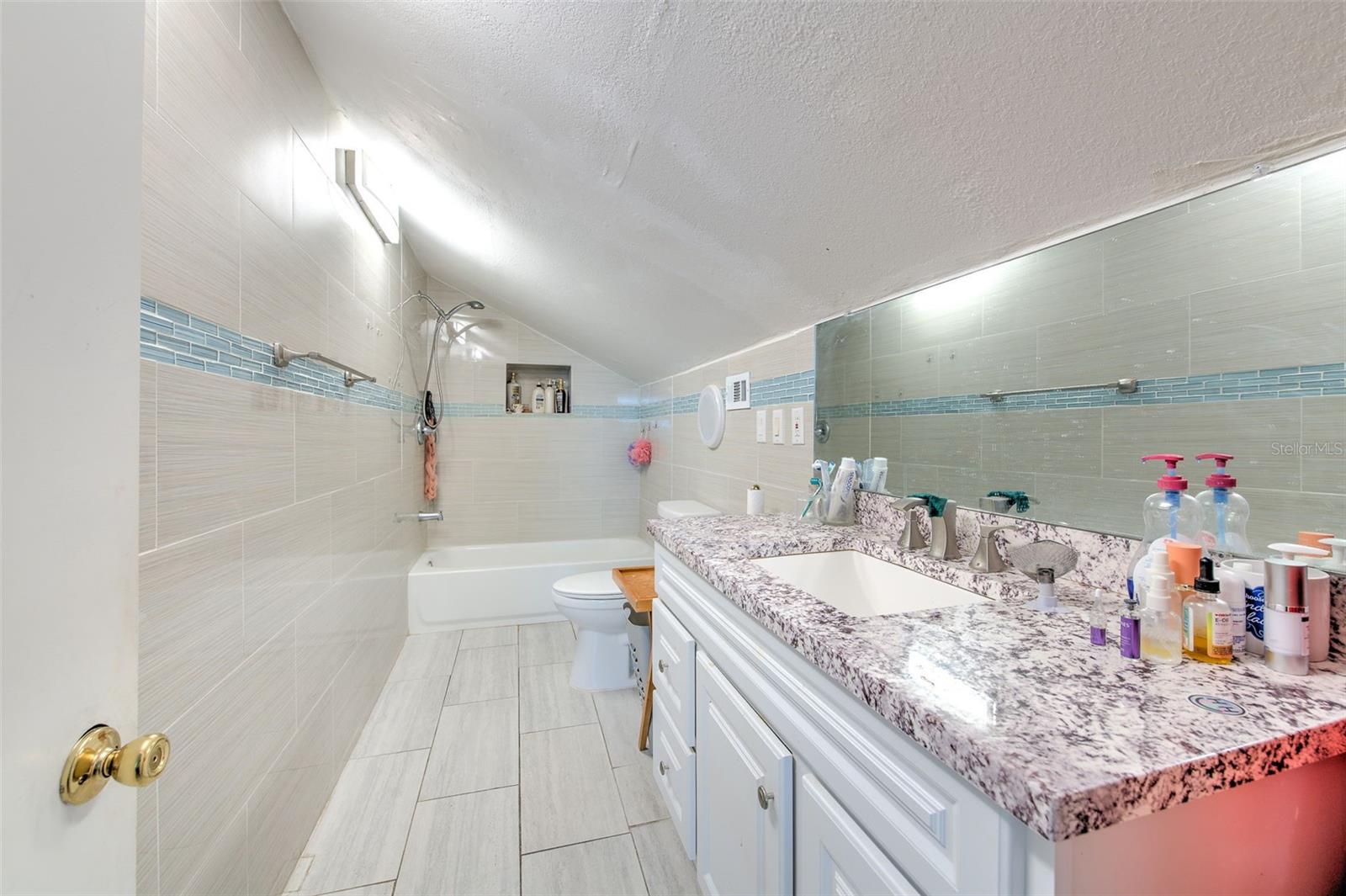 5415 Miles Blvd Property Photo 17