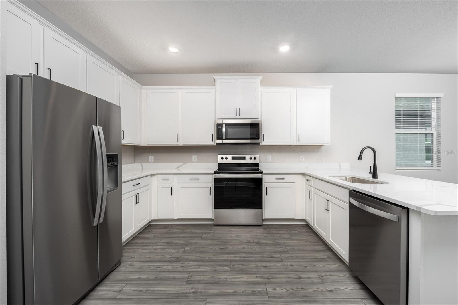 3343 Chinotto Dr Property Photo 4