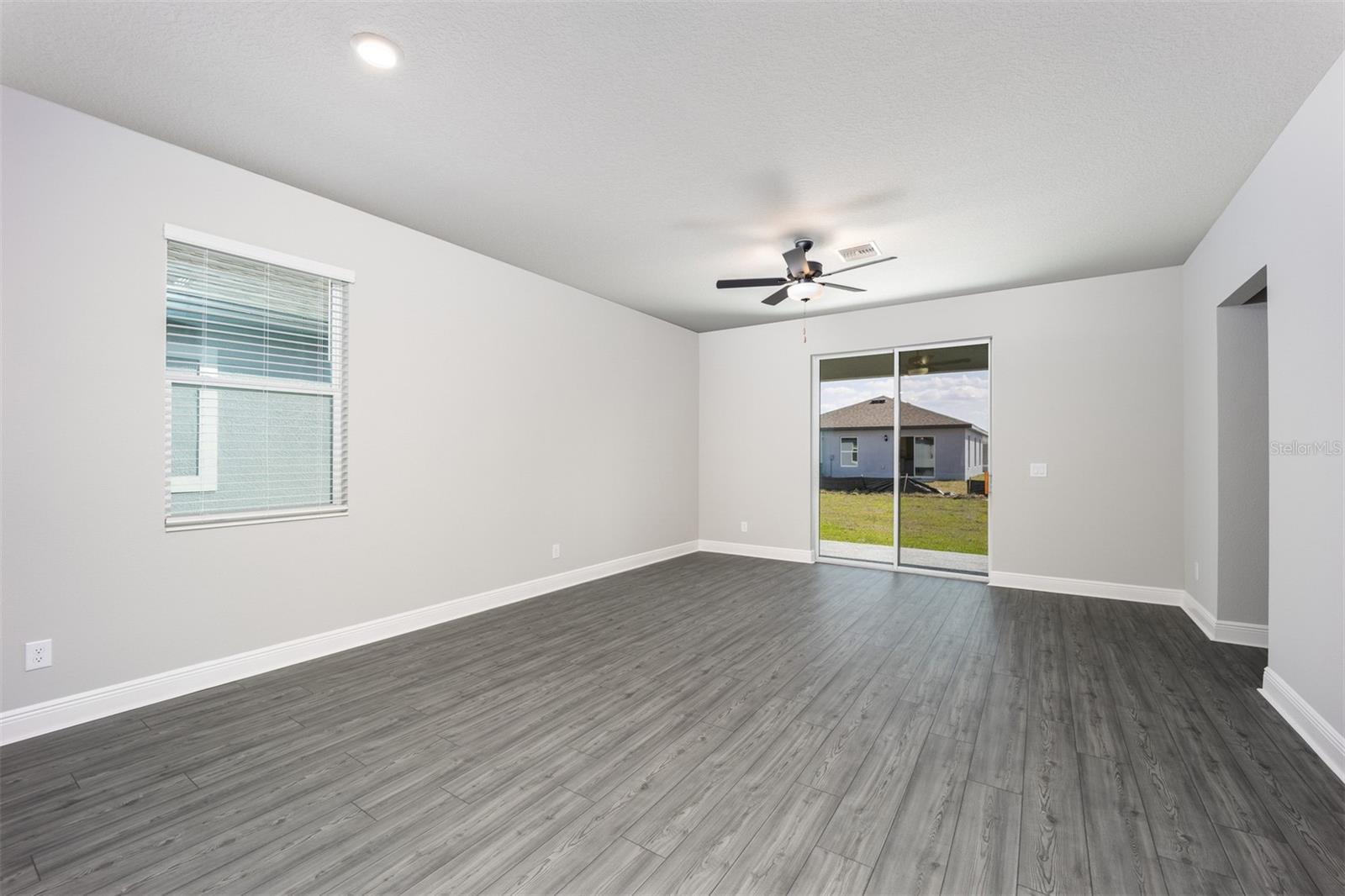 3343 Chinotto Dr Property Photo 8