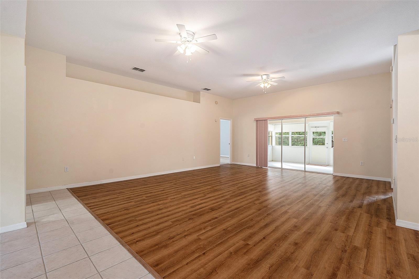 29418 Schinnecock Hills Ln Property Photo 3