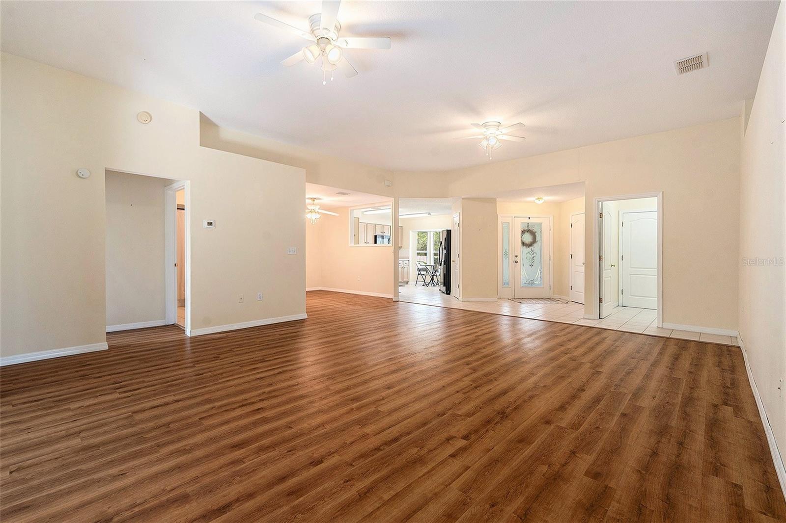 29418 Schinnecock Hills Ln Property Photo 4