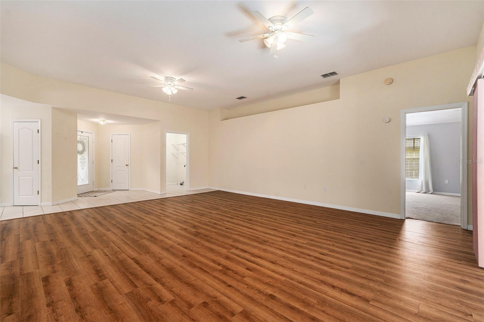 29418 Schinnecock Hills Ln Property Photo 5