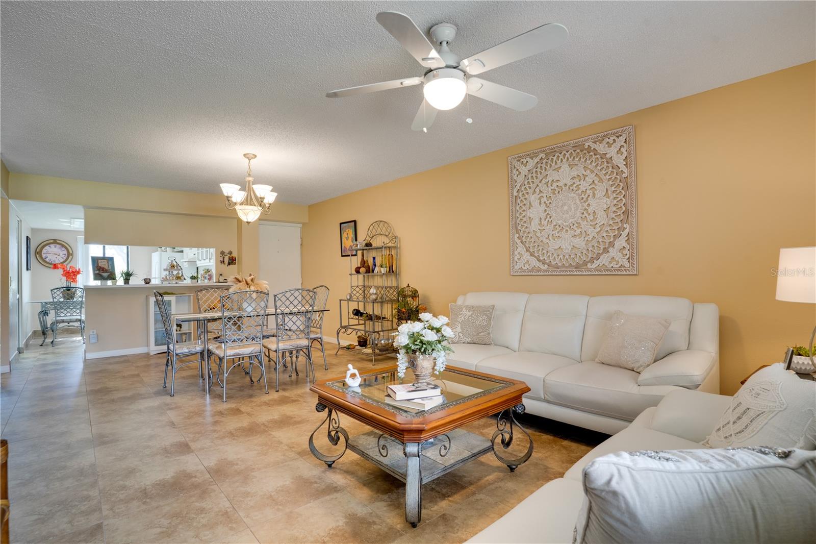 117 E Cypress Ct #117 Property Photo 6