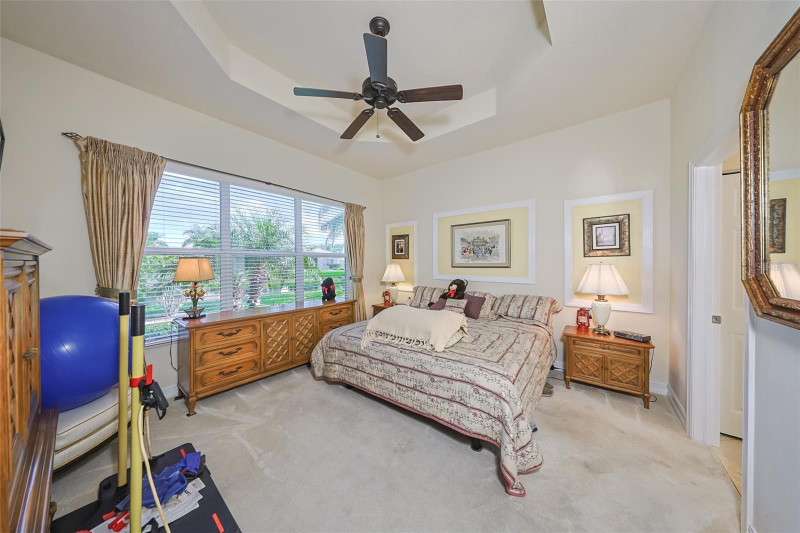 15948 Cobble Mill Dr Property Photo 4